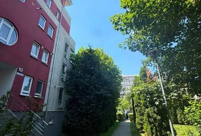 Apartament cu 3 camere decomandat în Bartolomeu