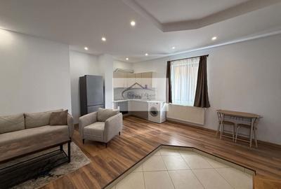 Apartament cu 2 camere semidecomandat, mobilat în Zorilor