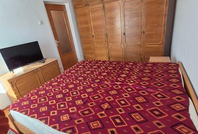 Apartament cu 2 camere semidecomandat în Centrul Civic