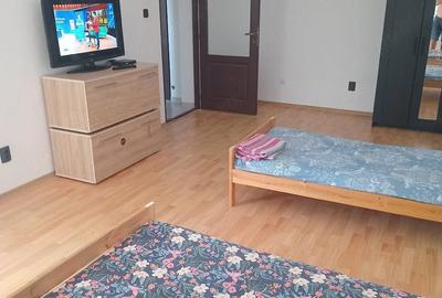Garsonieră decomandată în Central