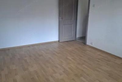 Apartament cu 2 camere semidecomandat în Malu Roșu - 2