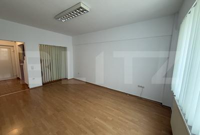 Apartament cu 2 camere semidecomandat în Semicentral