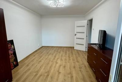 Apartament cu 2 camere decomandat în Podu Roș - 2