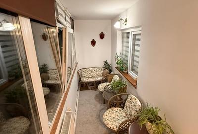 Apartament cu 3 camere decomandat în Nicolina - 5