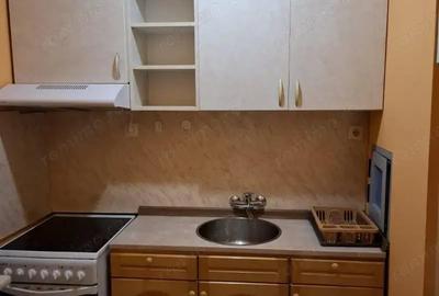 Apartament cu 2 camere decomandat în Spitalul Județean