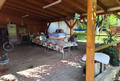 Casă cu 4 camere în Valea Adâncă