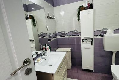 Apartament cu 3 camere semidecomandat în Central - 8