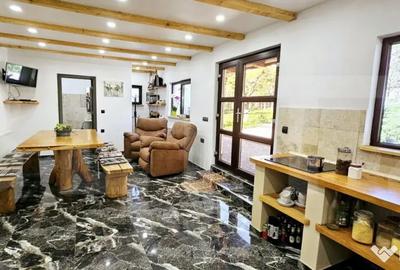 Casă cu 5 camere cu Teren 1000 Mp în Simeria - 2
