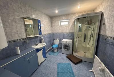 Casă cu 4 camere cu Teren 1236 Mp în Vâlcănești