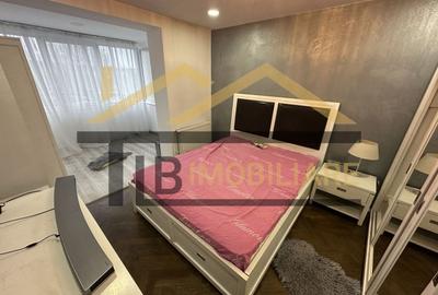 Apartament cu 3 camere decomandat în Tudor