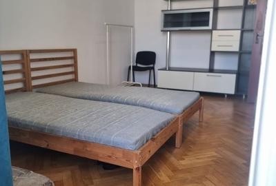 Apartament cu 2 camere decomandat în Alexandru cel Bun