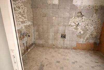 Apartament cu 3 camere decomandat în Centrul Istoric - 8