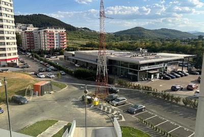 Apartament cu 2 camere decomandat în Florești