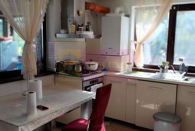 Casă individuală cu 5 camere cu Teren 958 Mp în Tineretului - 58