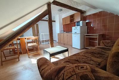 Apartament cu 2 camere decomandat în Calea Poplăcii - 1