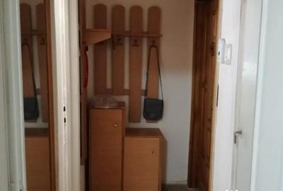 Apartament cu 2 camere semidecomandat în Mazepa 1