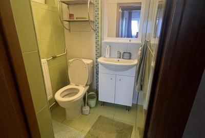 Apartament cu 3 camere decomandat în Politehnica