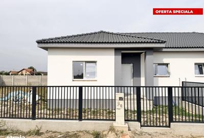 Casă cu 3 camere în Central