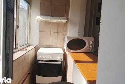 Garsonieră semidecomandată, mobilată în Dristor - 9