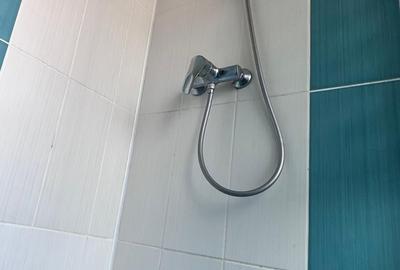 Casă cu 7 camere cu Garaj în Nord - 7