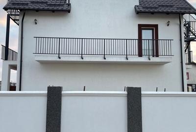 Casă cu 9 camere cu Teren 501 Mp în Sânpetru