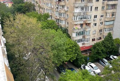 Apartament cu 3 camere semidecomandat în Rahova - 15