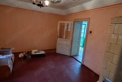 Casă cu 4 camere cu Teren 518 Mp în Pecica