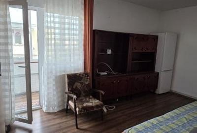 Garsonieră semidecomandată în Central