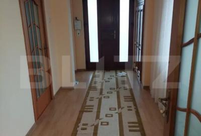 Casă cu 7 camere cu Teren 2000 Mp în Central - 5