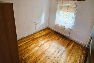 Apartament 2 camere, centrala proprie, zona Sacele - 2