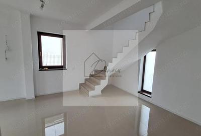 Casă cu 4 camere cu Canalizare în Odăi - 18