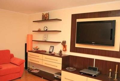 Apartament cu 3 camere decomandat în Tomis III - 5