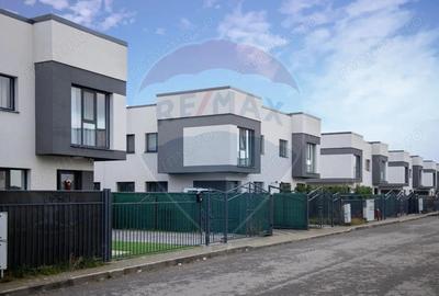 Apartament nou mobilat utilat 3 camere + curte - 13