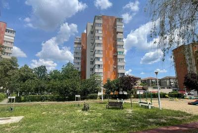Apartament cu 2 camere decomandat în Decebal - 5