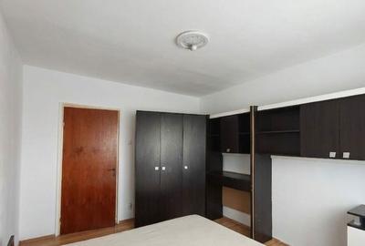 Apartament cu 2 camere decomandat, mobilat în Vasile Aaron - 6