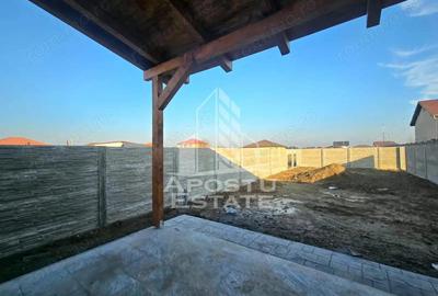 Jumatate de duplex pe parter cu 3 camere si 2 bai, Sag - 8