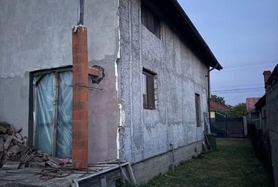 Casă cu 4 camere în Central - 3