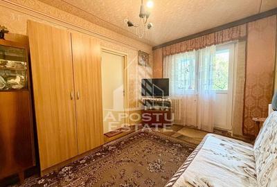 Apartament cu 2 camere semidecomandat în Dacia