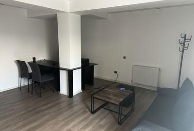 Spațiu comercial, de 24 mp, în Frații Golești - 3