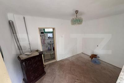 Casa solida din caramida cu teren generos Gura Ocnit - 5