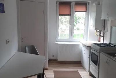 Apartament cu 2 camere decomandat în Tudor - 11