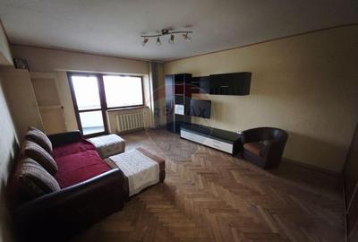 Apartament cu 2 camere de vanzare in zona 1 Mai - 8