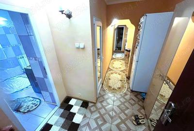 Apartament -3 camere ETAJUL 2 - cartier E3 - 8