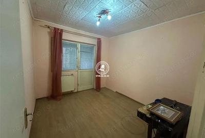 Apartament 3 camere de vanzare, Galata - 2