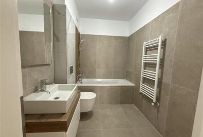 Apartament cu 3 camere decomandat în Tractorul - 17