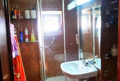 Apartament cu 3 camere semidecomandat în Central - 12