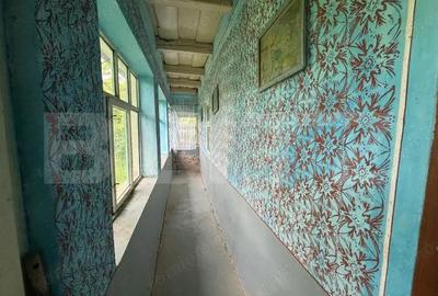 Casa de vanzare, cu 10 ari de gradina. - 5