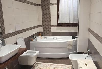 Casă cu 4 camere în Târgu Neamț - 8