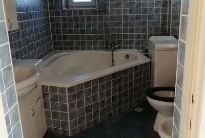 Apartament cu 3 camere decomandat în Fălticeni - 4