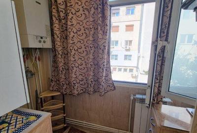 Complex Dacia-apartament 2 camere decomandat cu gaze - 6